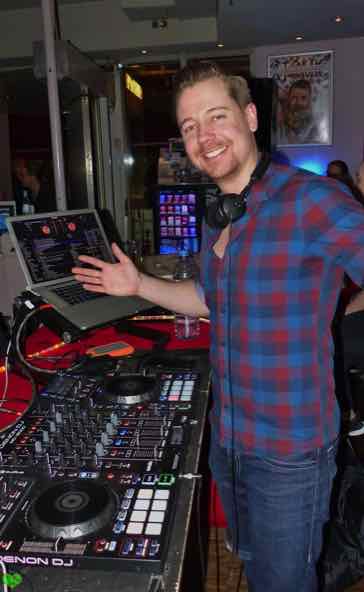 Dj Chris Force // Event DJ // Party DJ